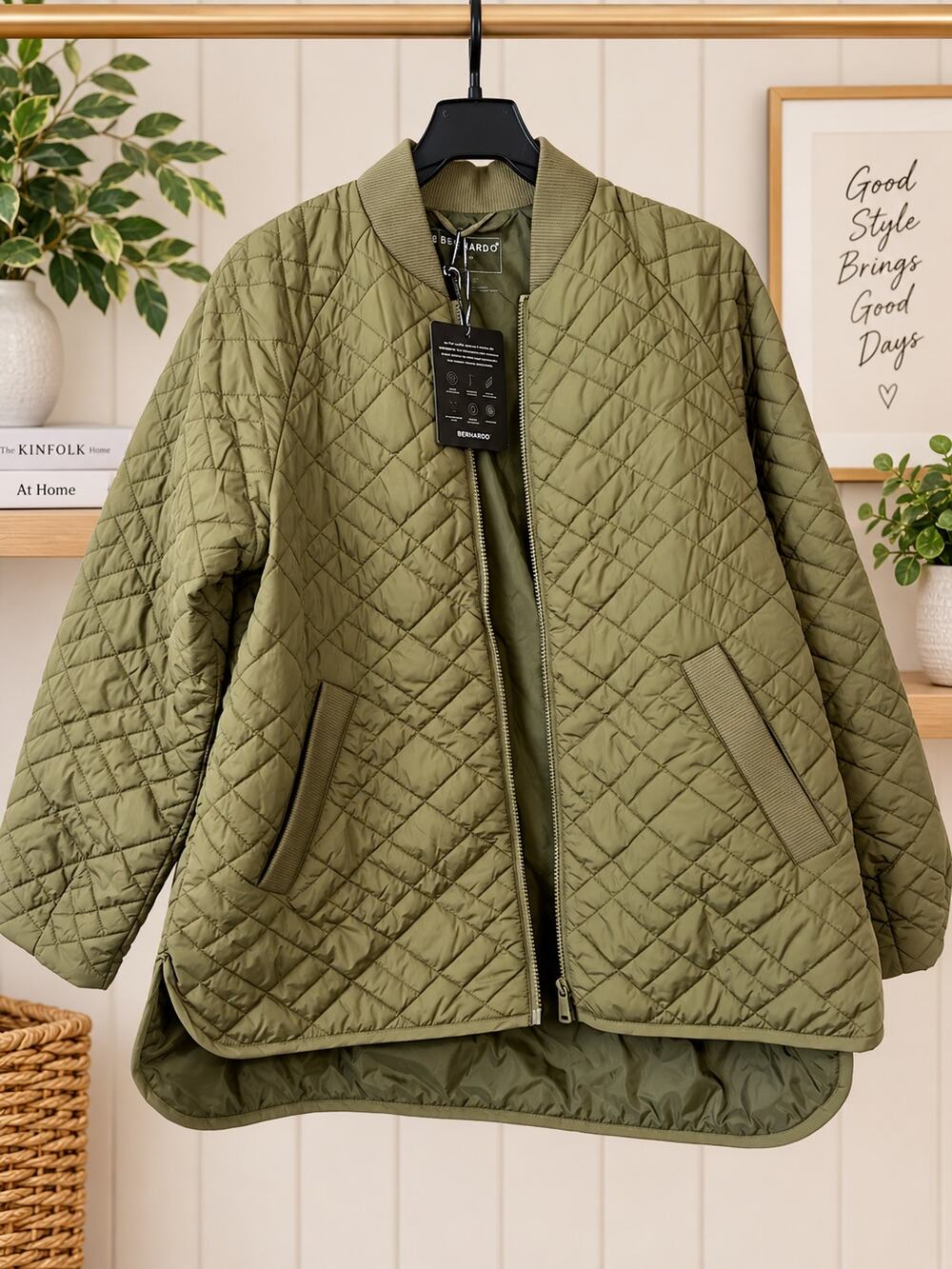 Bernardo Olive Green Quilted Jacket Women's Size M NWT
